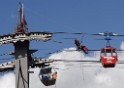 Koelner Seilbahn Gondel blieb haengen Koeln Linksrheinisch P371